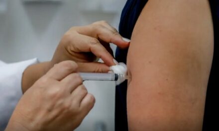 A cada 100 pessoas que têm tétano, cerca de 30 morrem
