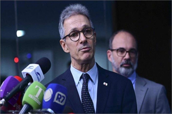 Zema quer transferir Cemig, Copasa e Codemig à União para abater dívida