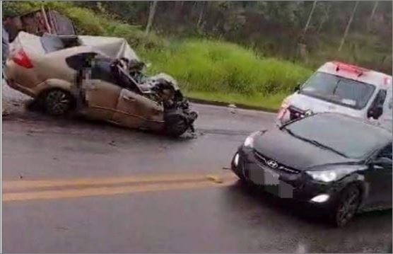 Cinco pessoas morrem e duas ficam feridas em acidente na BR-040, em Minas