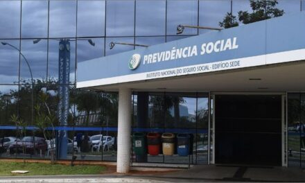 Justiça libera R$ 1,76 bilhão para pagar aposentados do INSS