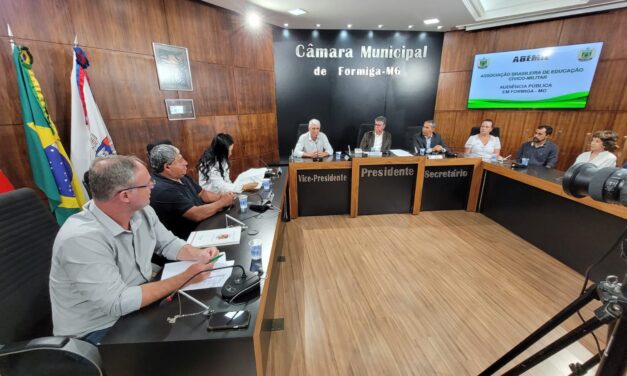 Realizada apresentação do projeto de escola cívico-militar durante audiência pública em Formiga