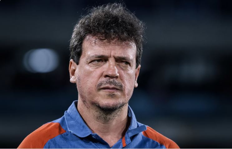 Cruzeiro demite Fernando Diniz