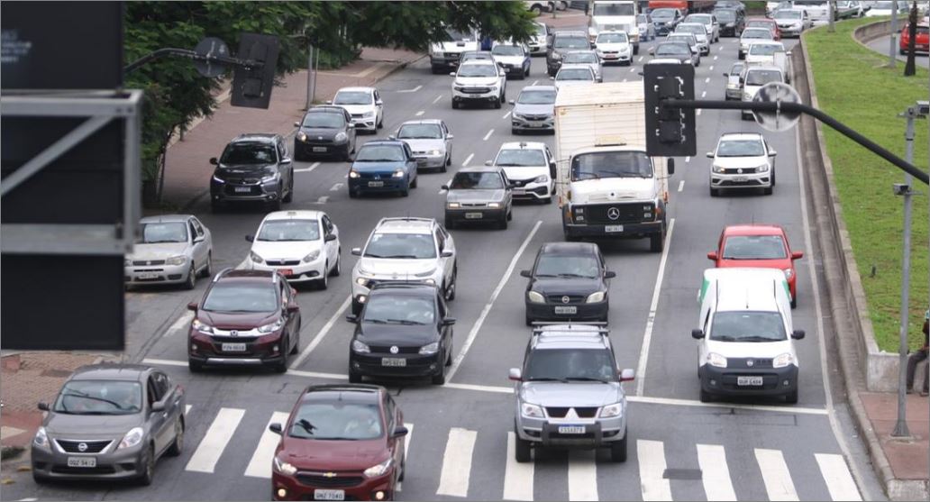 Motoristas mineiros, atenção! Guias de pagamento do IPVA 2025 já estão disponíveis