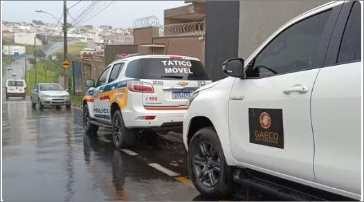 Operação cumpre mandados contra vereadora eleita e grupo suspeito de crimes eleitorais em MG