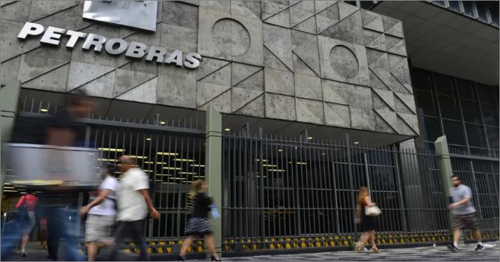 Conselho da Petrobras se reúne para discutir reajuste no preço do Diesel