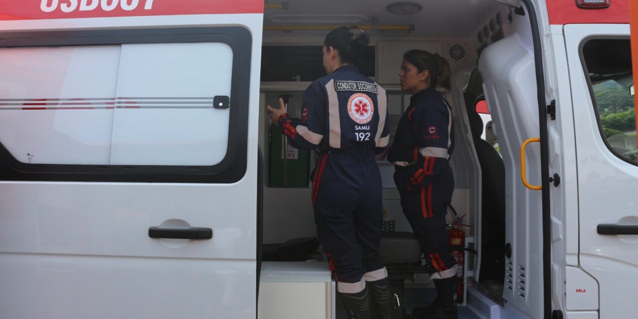 Homem morre em acidente entre caminhão e moto em Lagoa da Prata