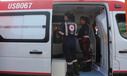 Homem morre em acidente entre caminhão e moto em Lagoa da Prata