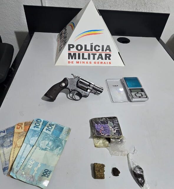 Arcos: Polícia Militar prende dupla por tráfico de drogas e posse ilegal de arma de fogo