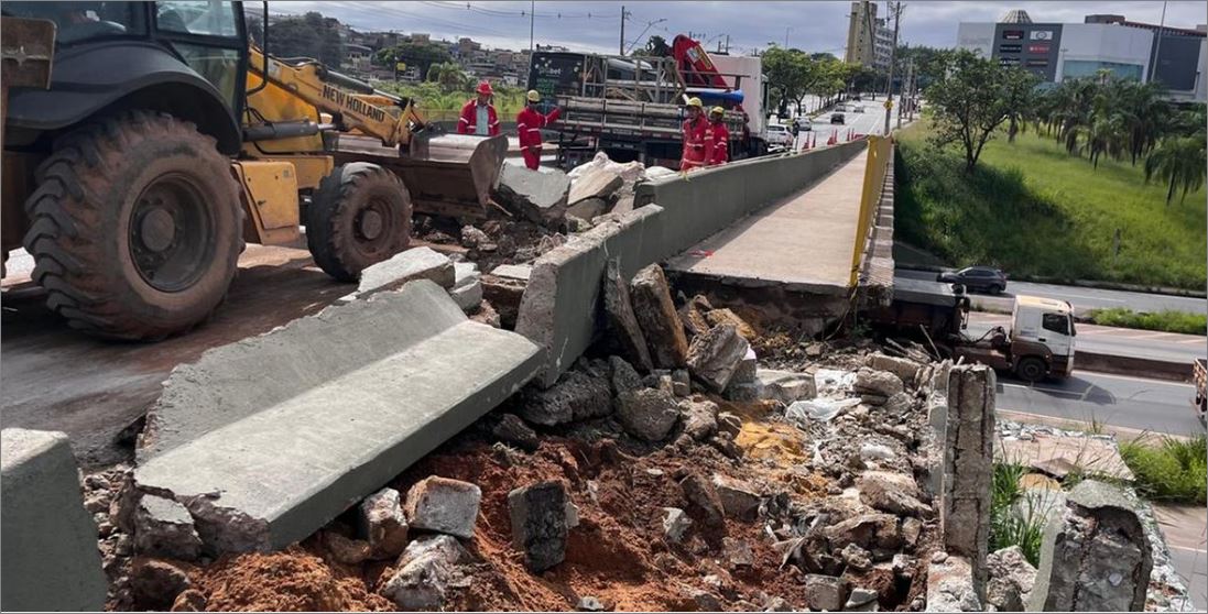 Prefeitura inicia obras em viaduto com rachaduras sobre o Anel Rodoviário de BH