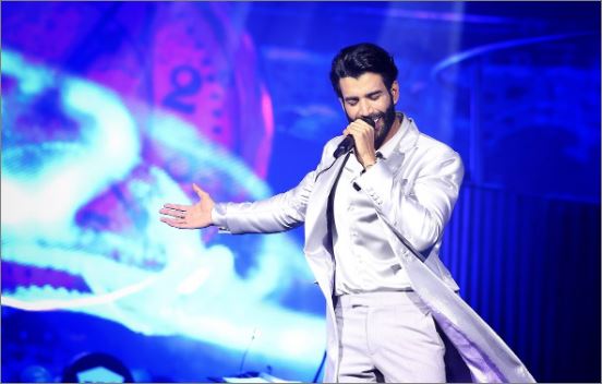 Gusttavo Lima se une a antigo empresário de Roberto Carlos e planeja carreira internacional