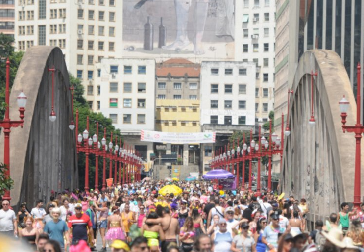 SINDBEBIDAS MG denuncia cláusula abusiva em contrato de patrocínio do Carnaval de Belo Horizonte  