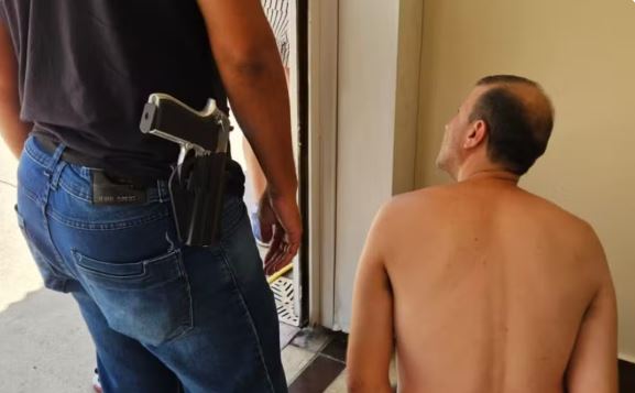 Homem de 42 anos é preso após manter a namorada em cárcere privado em motel, em Pouso Alegre