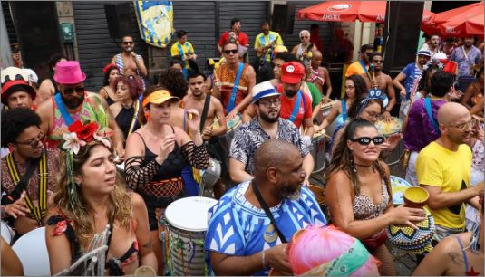 Associação de bancos dá dicas para evitar golpe financeiro no Carnaval