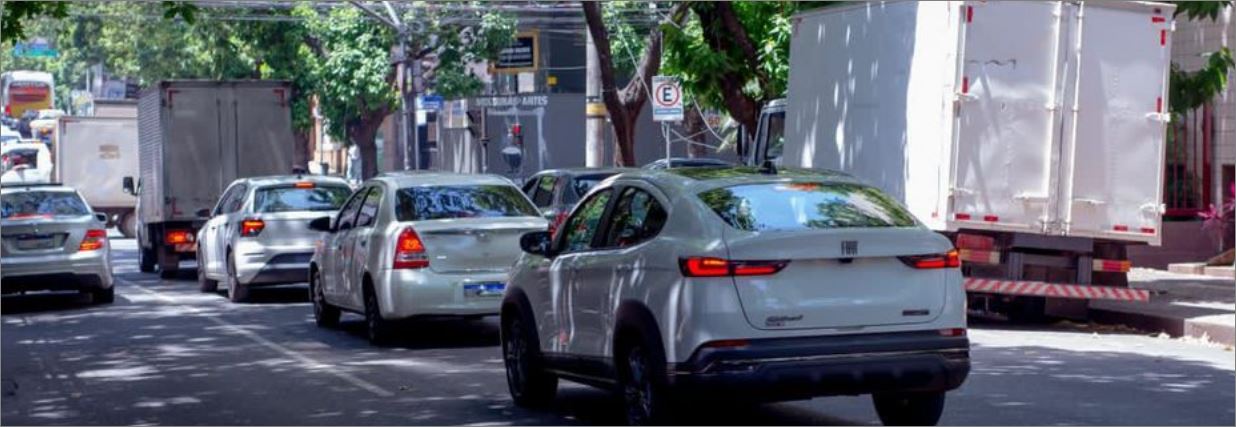 Corridas por aplicativo ficam até 200% mais caras em BH; variação de preço entre apps chega a 57%