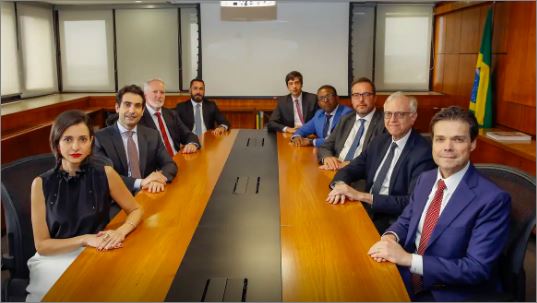 Copom aponta para aumento da Selic em 1 ponto em março