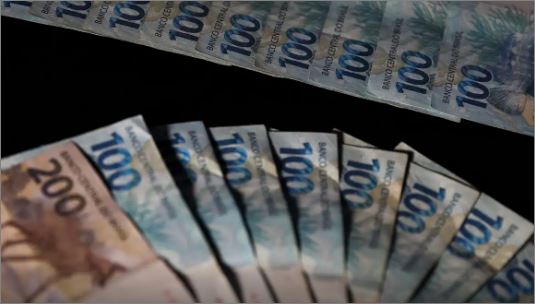 Dívida pública pode alcançar até R$ 8,5 trilhões em 2025