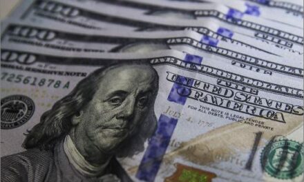 Dólar cai a R$ 5,77 e tem maior sequência de quedas desde o Plano Real; entenda motivo