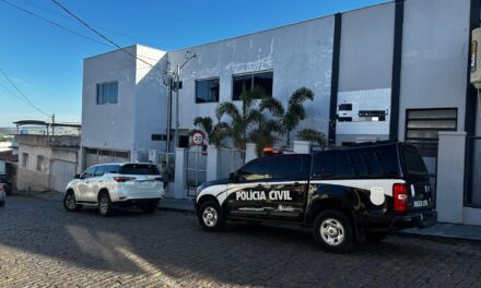 Polícia Civil fecha fábrica clandestina de suplementos alimentares em Formiga