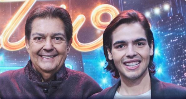 Filho de Faustão atualiza estado de saúde do pai após internação
