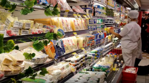 Inflação dos alimentos desacelera para 0,61%, diz pesquisa do IBGE