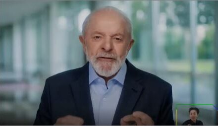 Lula anuncia parcela do Pé-de-Meia e ampliação do Farmácia Popular