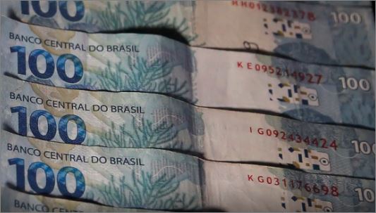 Ministério da Fazenda estima crescimento de 2,3% do PIB em 2025