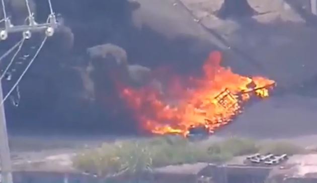 Helicóptero da PM é atingido por tiros e faz pouso forçado no Rio de Janeiro
