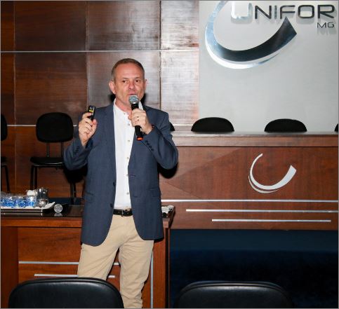 UNIFOR-MG realizou Manhã Pedagógica com o corpo docente em parceria com o SEBRAE