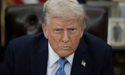 Após retaliação da China, Trump diz que sua política não mudará