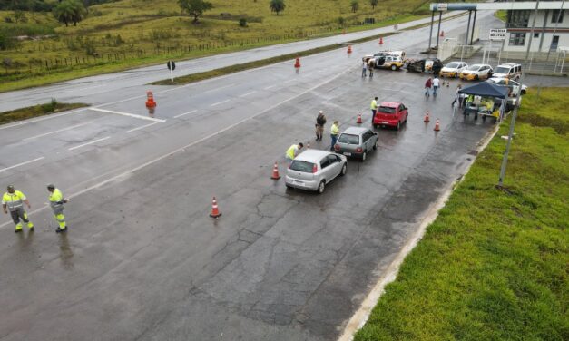 Cerca de 290 mil veículos devem passar pela MG-050 no período de Carnaval