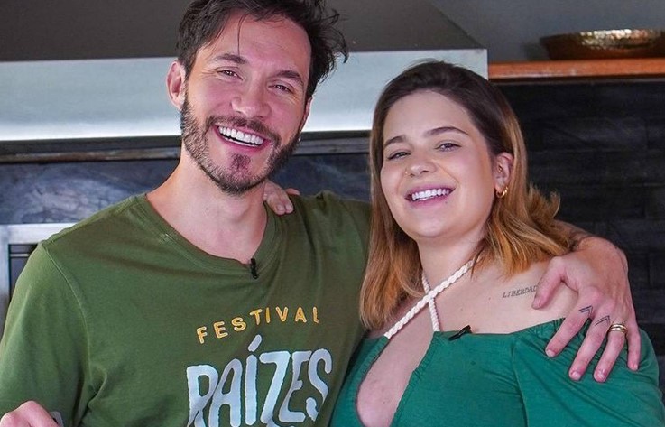 Viih Tube se defende das críticas após o batismo: “Crente falando mal de crente”