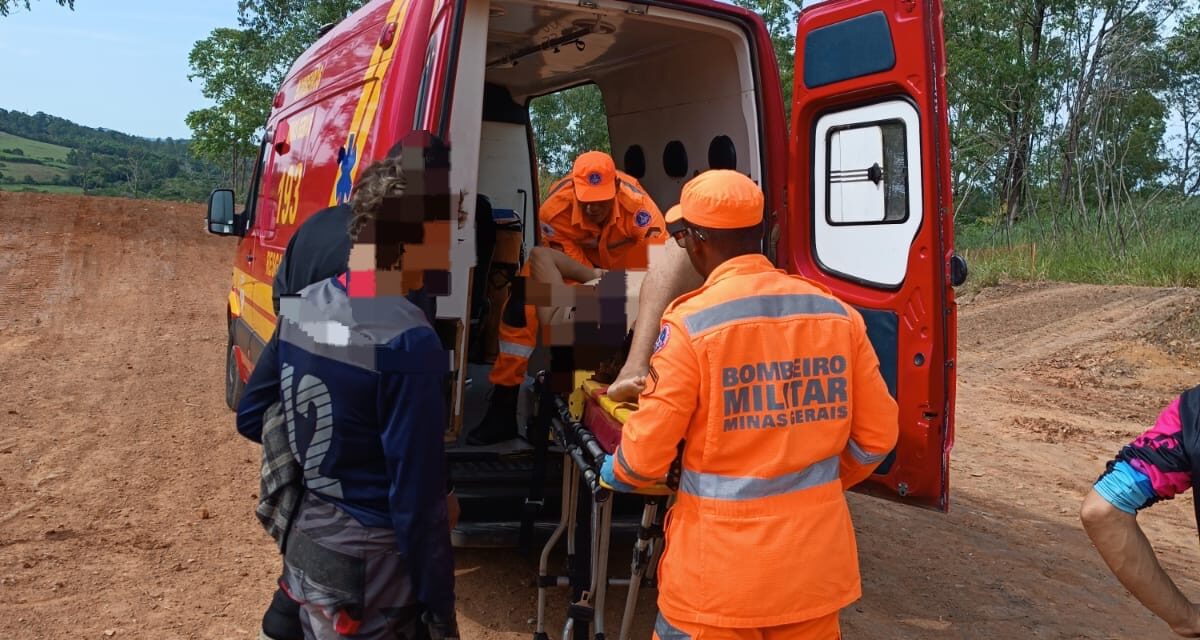 Jovem sofre queda durante prática de motocross e é socorrido pelos Bombeiros em Formiga