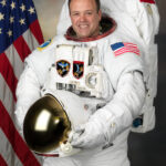 Astronauta que passou 178 dias no espaço revela “grande mentira” que percebeu ao ver a Terra