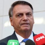 Bolsonaro usará tornozeleira eletrônica e não poderá acessar as redes sociais após operação da PF