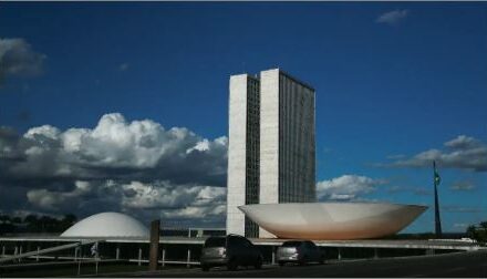 Congresso antecipa votação do orçamento 2025 para esta quinta-feira