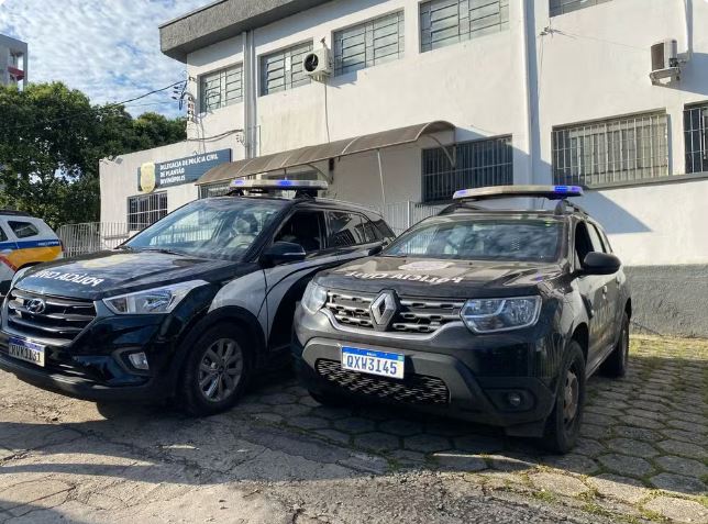 Bandidos amarram moradores e fazem churrasco durante assalto à fazenda no interior de MG