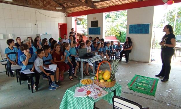 Escola Municipal de Albertos se destaca ao realizar atividades comemorativas no mês de março