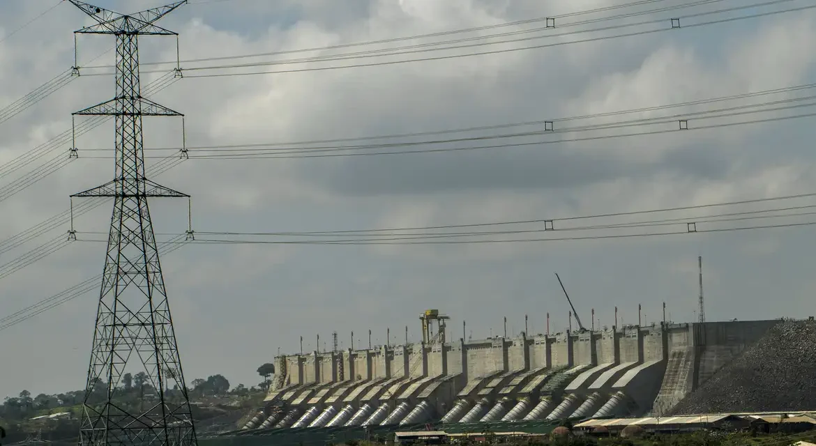Conta de luz terá bandeira amarela em maio, decide Aneel