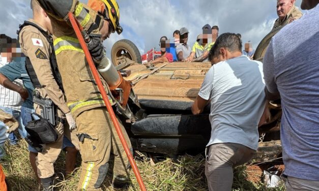 Mulher fica ferida em acidente na MG-170