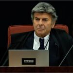 Fux vê ‘incompetência absoluta do STF’ para julgar Bolsonaro