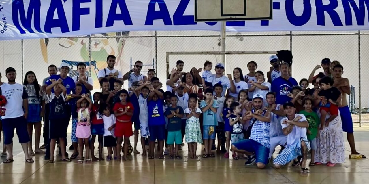“Máfia Azul Formiga” leva alegria às crianças neste domingo de Páscoa, em Formiga