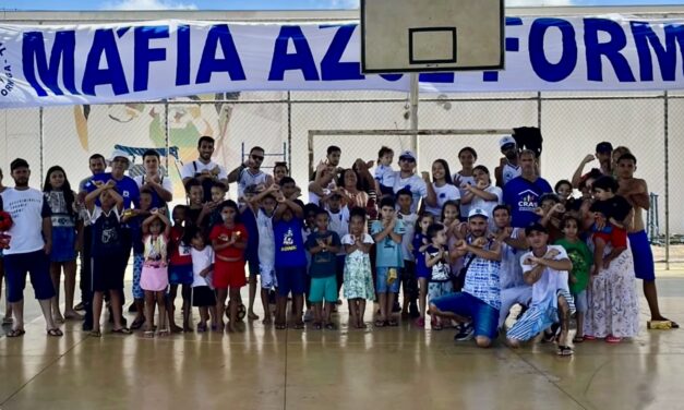 “Máfia Azul Formiga” leva alegria às crianças neste domingo de Páscoa, em Formiga