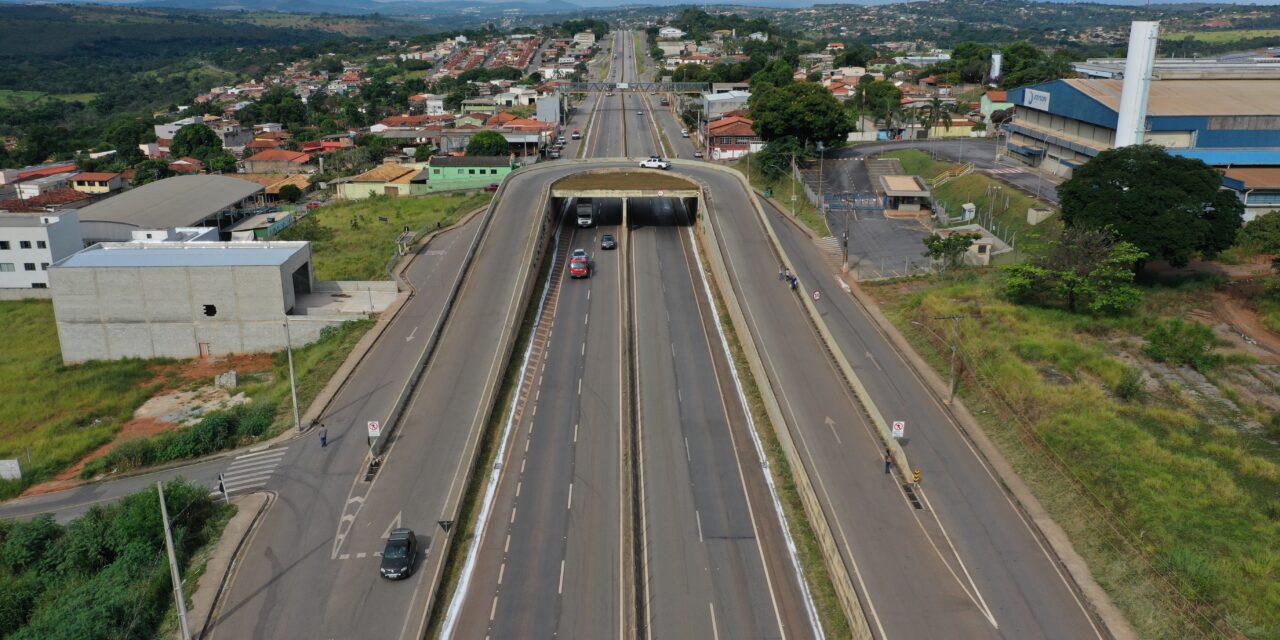 Feriado de Páscoa e Inconfidência Mineira: Via Nascentes estima 220 mil veículos no Sistema MG-050