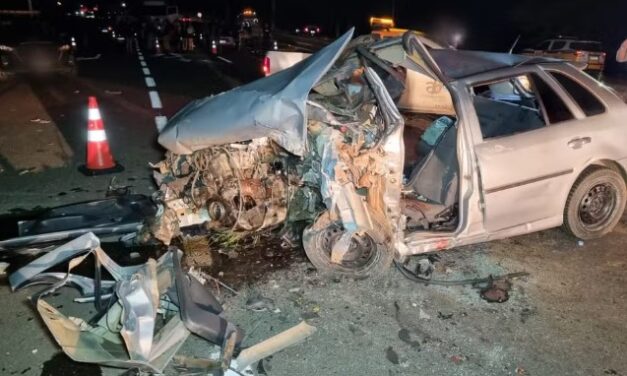 Quatro pessoas morrem e uma fica em estado grave em acidente na MG-050 após festa de aniversário
