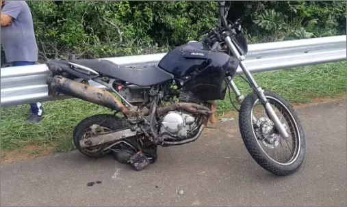 Jovem de 17 anos morre ao perder o controle da moto na BR-459, em Caldas, MG