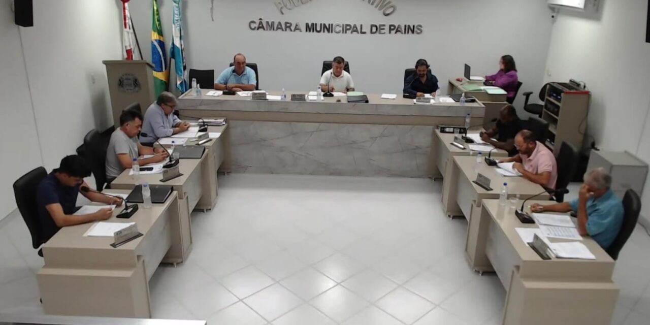 Com votação dividida, Câmara de Pains aprova contas do ex-prefeito Marco Aurélio mesmo com pareceres técnicos contrários