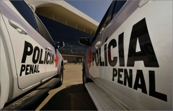 Governo divulga concurso da Polícia Penal em meio a protestos da segurança pública por reajuste