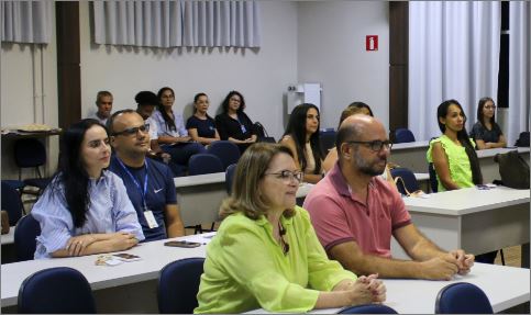 Calouros do EAD participaram de encontro de boas-vindas no Unifor-MG
