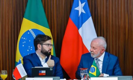 ‘Temos que pensar: como vai ser o Brasil quando eu não for mais presidente?’, indaga Lula