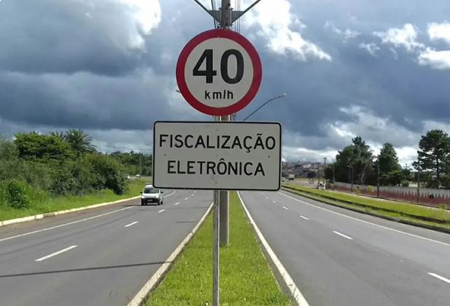 Poços de Caldas arrecada R$ 5,6 milhões com multas de trânsito em 2024